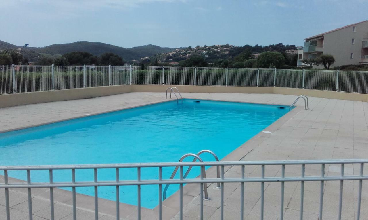 Appartement Vue Mer Piscines Parking Les Coraux Agay Plage Saint-Raphaël Exterior foto